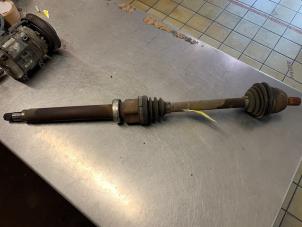 Used Front drive shaft, right Ford Focus 2 Wagon 1.6 16V Price € 50,00 Margin scheme offered by Auto Samsen B.V.