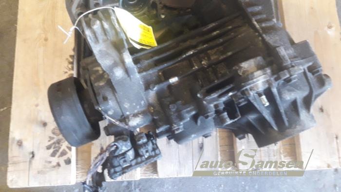 Begagnade Bakre differential Volkswagen Transporter/Caravelle T6 2.0 TDI DRF 4Motion Pris € 450,00 Marginaltabell erbjuds av Auto Samsen B.V.