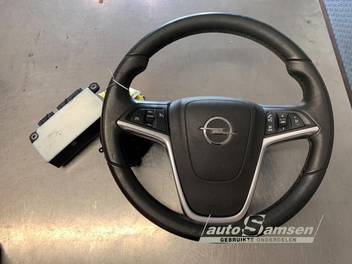 Begagnade Airbagset Opel Meriva (B) 1.4 Turbo 16V ecoFLEX Pris € 500,00 Marginaltabell erbjuds av Auto Samsen B.V.