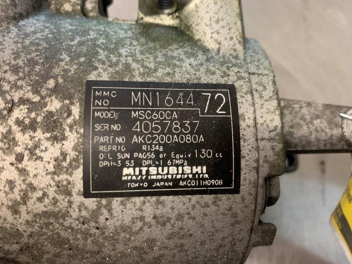 Bomba de aire acondicionado de un Mitsubishi Colt (Z2/Z3) 1.3 16V 2011