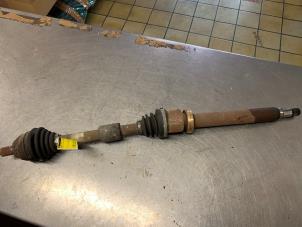 Used Front drive shaft, right Ford Focus 2 1.6 16V Price € 65,00 Margin scheme offered by Auto Samsen B.V.