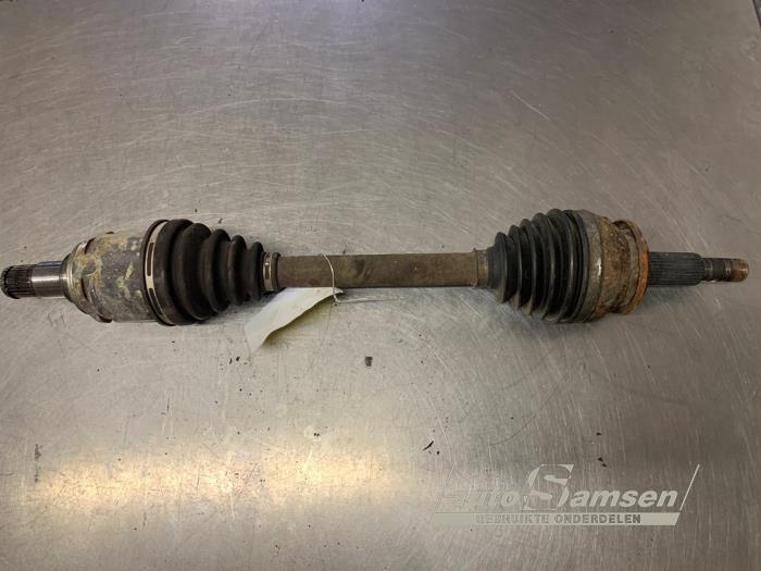 Gebrauchte Antriebswelle links vorne Toyota RAV4 (A3) 2.0 16V VVT-i 4x4 Preis € 75,00 Margenregelung angeboten von Auto Samsen B.V.
