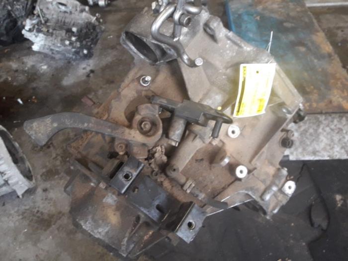 Gearbox from a Volkswagen Polo V (6R) 1.2 TSI 2011