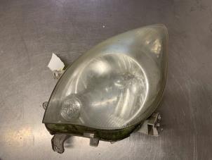 Used Headlight, left Daihatsu Cuore (L251/271/276) 1.0 12V DVVT Price € 75,00 Margin scheme offered by Auto Samsen B.V.