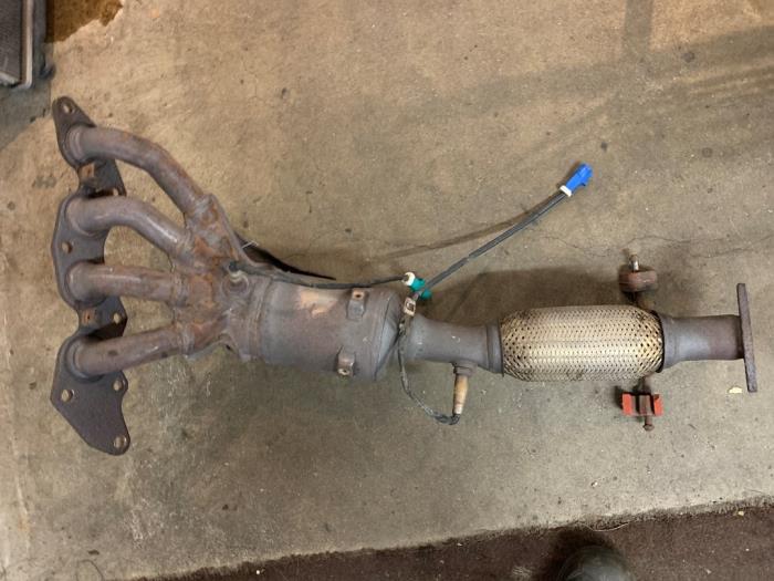 Catalytic converter from a Ford Focus 2 2.0 16V 2006