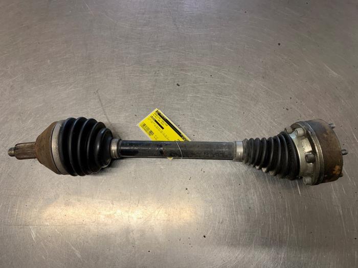 Front drive shaft, left from a Volkswagen Polo V (6R) 1.2 TSI 16V BlueMotion Technology 2015