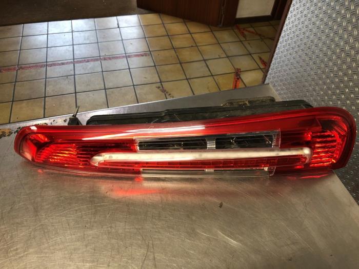 Taillight, right from a Ford C-Max (DM2) 1.8 16V 2009