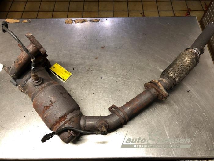 Usagé Catalyseur Lancia Musa 1.4 16V Prix € 150,00 Règlement à la marge proposé par Auto Samsen B.V.