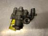 Power steering pump from a Seat Leon (1M1), 1999 / 2006 1.6 16V, Hatchback, 4-dr, Petrol, 1.598cc, 77kW (105pk), FWD, AUS; AZD, 2000-11 / 2002-04, 1M1 2002