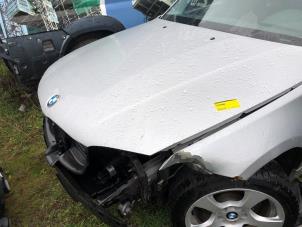 Used Bonnet BMW 1 serie (E81) 116i 2.0 16V Price € 175,00 Margin scheme offered by Auto Samsen B.V.