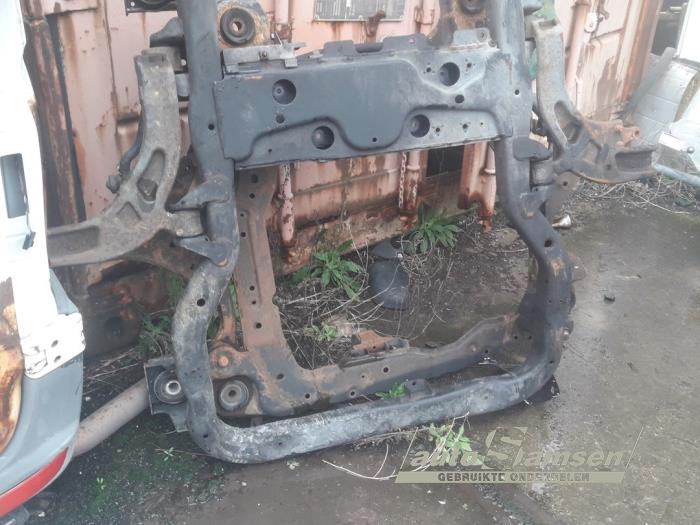 Usados Subchasis Volkswagen Transporter T5 2.0 BiTDI DRF Precio € 250,00 Norma de margen ofrecido por Auto Samsen B.V.