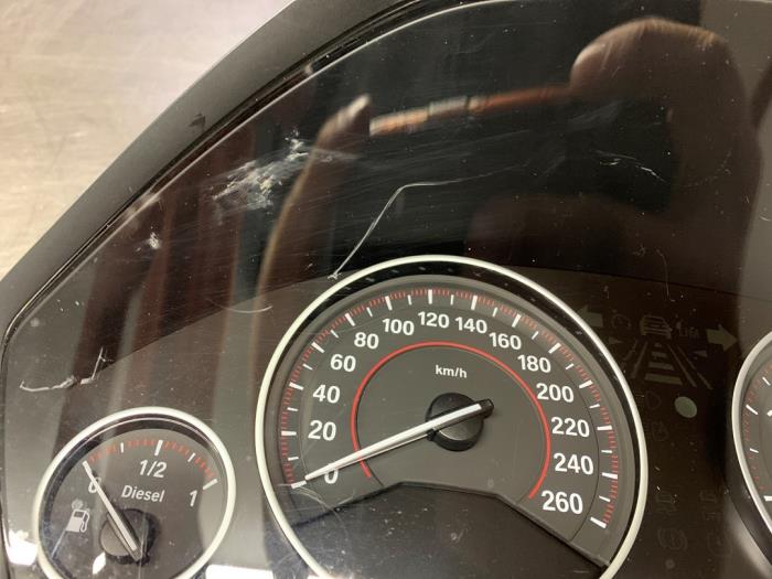 Compteur kilométrique KM d'un BMW 3 serie Gran Turismo (F34) 330d xDrive 3.0 24V 2014