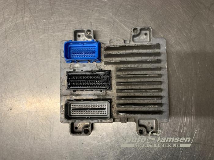 Used Engine management computer Opel Corsa E 1.4 16V Price € 75,00 Margin scheme offered by Auto Samsen B.V.
