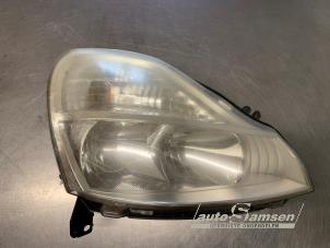 Usagé Phare droit Renault Modus/Grand Modus (JP) 1.2 16V TCE 100 Prix € 50,00 Règlement à la marge proposé par Auto Samsen B.V.