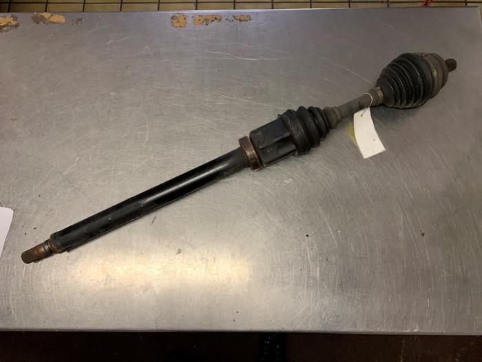Front drive shaft, right from a Volvo V70 (SW) 2.3 T5 20V 2002