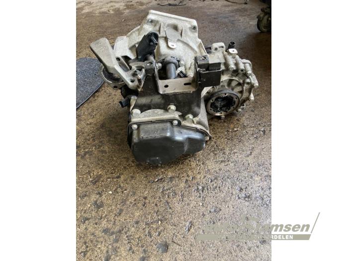 Used Gearbox Volkswagen Polo V (6R) 1.2 TDI 12V BlueMotion Price € 250,00 Margin scheme offered by Auto Samsen B.V.