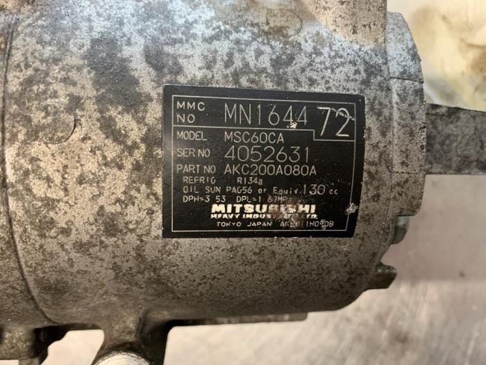 Air conditioning pump from a Mitsubishi Colt (Z2/Z3) 1.3 16V 2005