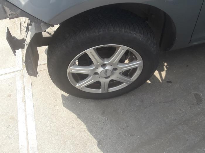 Set of wheels + tyres from a Ford Ka II 1.2 2012