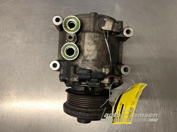 Usagé Compresseur de clim Jaguar S-type (X200) 3.0 V6 24V Prix € 75,00 Règlement à la marge proposé par Auto Samsen B.V.