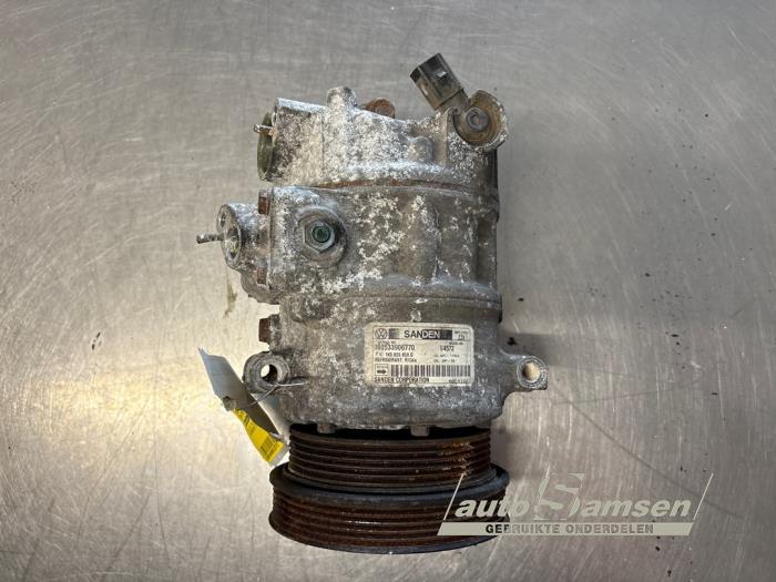 Usagé Compresseur de clim Volkswagen Jetta III (1K2) Prix € 75,00 Règlement à la marge proposé par Auto Samsen B.V.