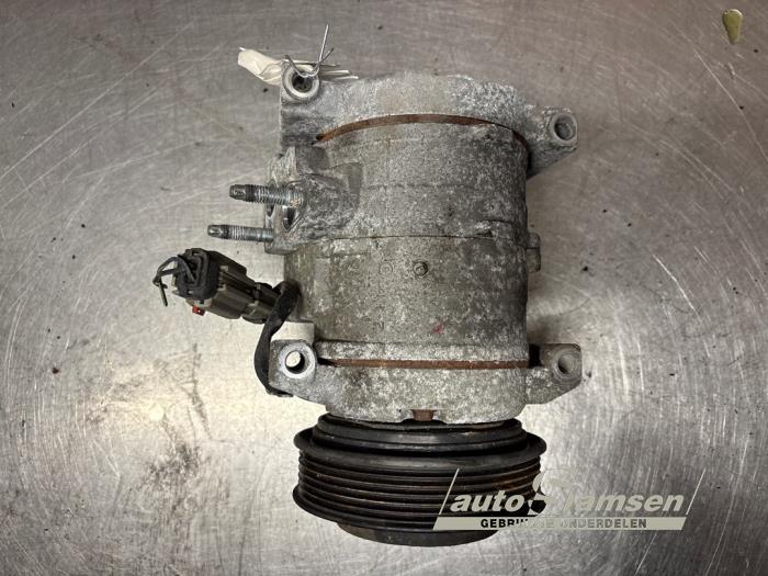 Usagé Pompe clim Chrysler Voyager/Grand Voyager (RG/RS) 2.8 CRD 16V Autom. (Dodge Ram Van) Prix € 125,00 Règlement à la marge proposé par Auto Samsen B.V.