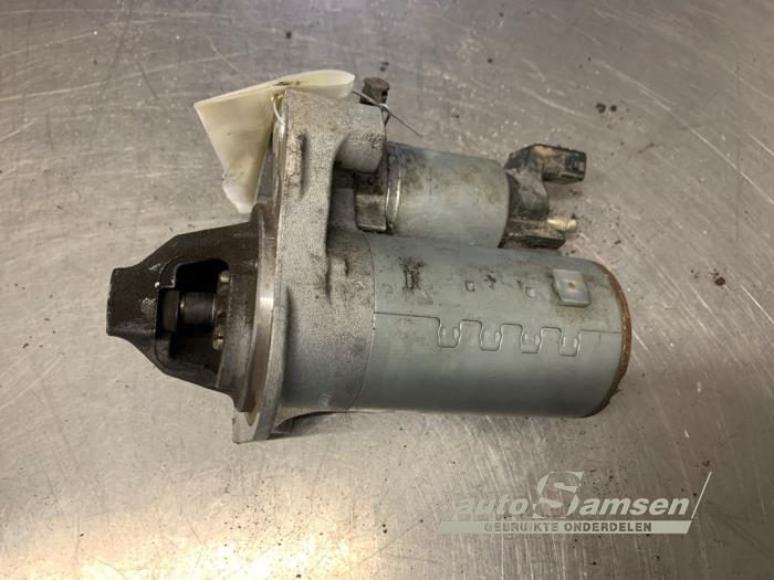 Begagnade Startmotor Peugeot 208 I (CA/CC/CK/CL) 1.2 Vti 12V PureTech 82 Pris € 40,00 Marginaltabell erbjuds av Auto Samsen B.V.