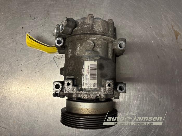 Gebrauchte Klimapumpe Dacia Sandero I (BS) 1.6 Preis € 75,00 Margenregelung angeboten von Auto Samsen B.V.