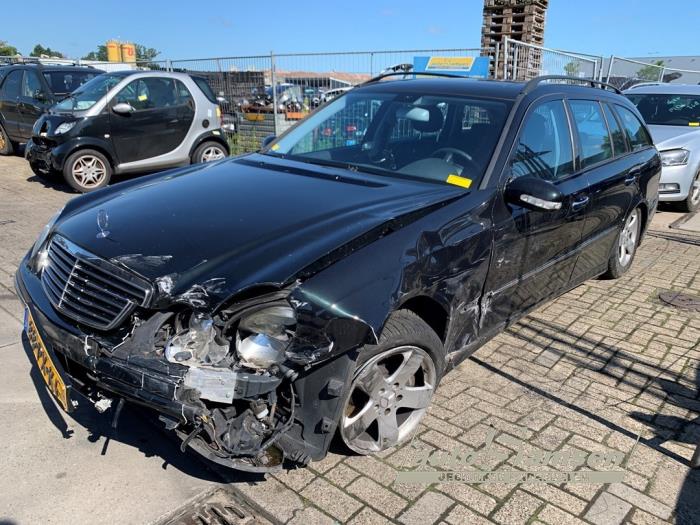 Gebrauchte Getriebe Mercedes E Combi (S211) 3.2 E-320 CDI 24V Preis € 500,00 Margenregelung angeboten von Auto Samsen B.V.