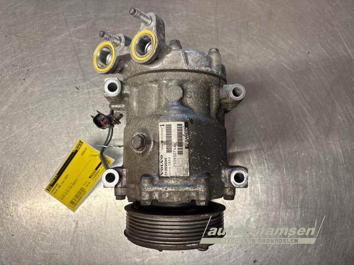 Usagé Pompe clim Volvo S60 II (FS) 1.6 DRIVe,D2 Prix € 125,00 Règlement à la marge proposé par Auto Samsen B.V.