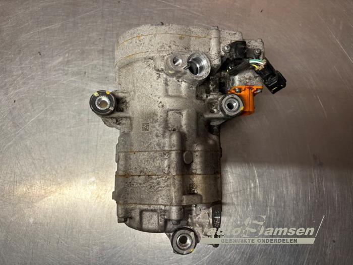 Usagé Compresseur de clim Hyundai Inster (AX1) 49 kWh Prix € 325,00 Règlement à la marge proposé par Auto Samsen B.V.