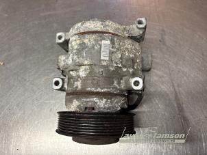 Compresseur de clim d'un Toyota RAV4 (A2) 2.0 16V VVT-i 4x4 2004