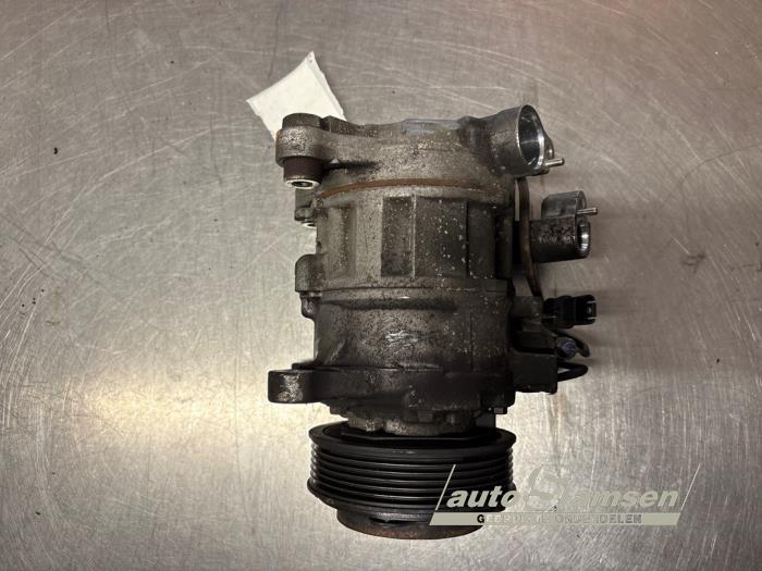 Usagé Pompe clim BMW 3 serie (F30) 320i 2.0 16V Prix € 100,00 Règlement à la marge proposé par Auto Samsen B.V.