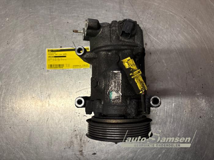 Usagé Pompe clim Peugeot 207 SW (WE/WU) 1.4 Prix € 70,00 Règlement à la marge proposé par Auto Samsen B.V.