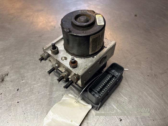 Begagnade ABS-pump Citroen C3 (SC) 1.6 16V VTi 120 Pris € 75,00 Marginaltabell erbjuds av Auto Samsen B.V.