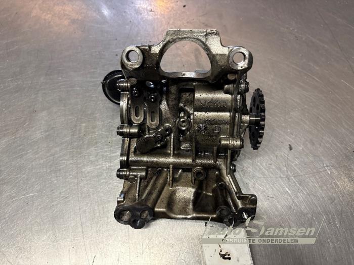 Gebrauchte Ölpumpe BMW 3 serie Touring (F31) 320d 2.0 16V EfficientDynamicsEdition Preis € 100,00 Margenregelung angeboten von Auto Samsen B.V.