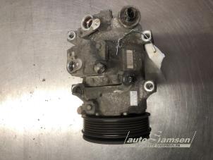 Compresseur de clim d'un Toyota Verso 1.8 16V VVT-i 2012