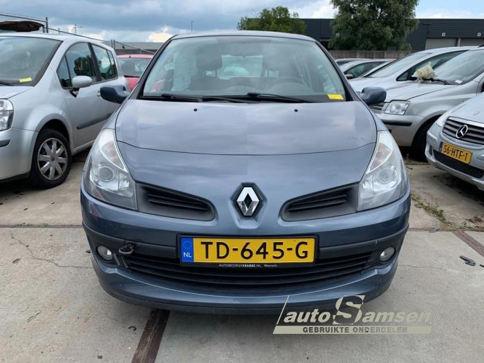 Usagé Boîte de vitesse Renault Clio III (BR/CR) 1.2 16V 75 Prix € 200,00 Règlement à la marge proposé par Auto Samsen B.V.
