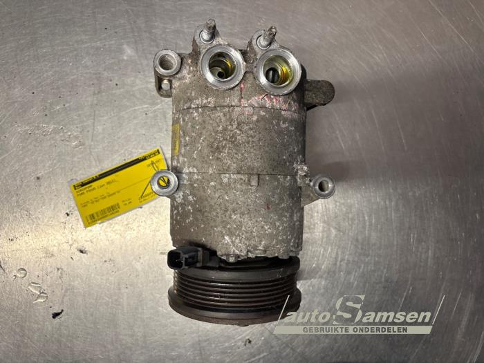 Usagé Compresseur de clim Ford Focus 3 1.6 Ti-VCT 16V 105 Prix € 75,00 Règlement à la marge proposé par Auto Samsen B.V.