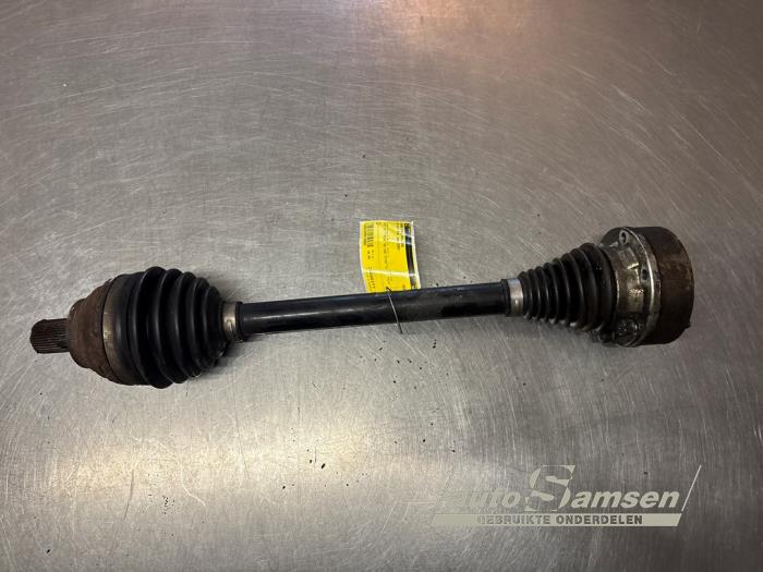 Gebrauchte Antriebswelle links vorne Volkswagen Golf Plus (5M1/1KP) 1.4 TSI 122 16V Preis € 50,00 Margenregelung angeboten von Auto Samsen B.V.