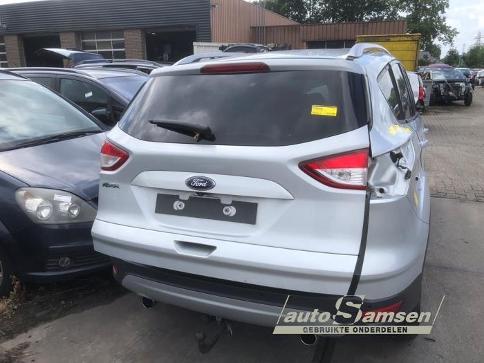 Używane Tylna klapa Ford Kuga II (DM2) 1.6 EcoBoost 16V 4x4 Cena € 400,00 Procedura marży oferowane przez Auto Samsen B.V.