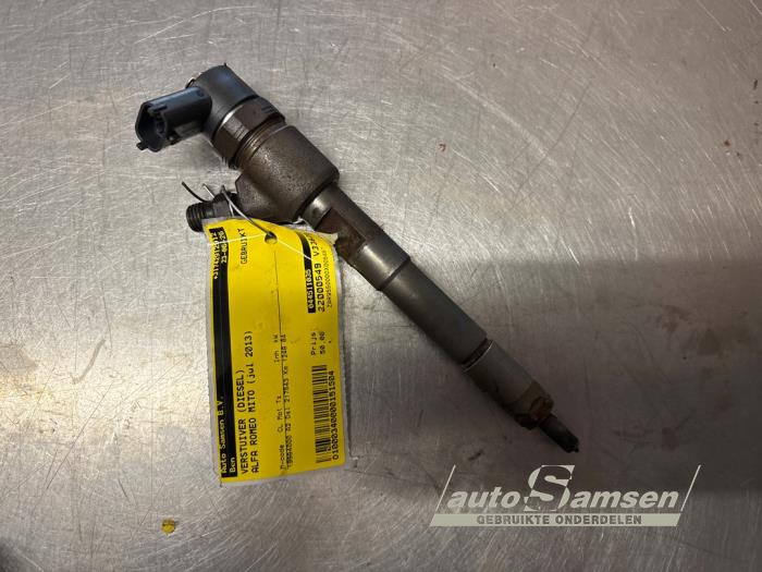 Usagé Injecteurs Alfa Romeo MiTo (955) 1.3 JTDm 16V Eco Prix € 50,00 Règlement à la marge proposé par Auto Samsen B.V.