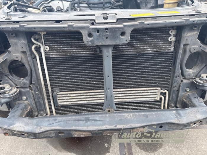 Usagé Radiateur Volkswagen Touareg (7LA/7L6) 3.2 V6 24V Prix € 50,00 Règlement à la marge proposé par Auto Samsen B.V.