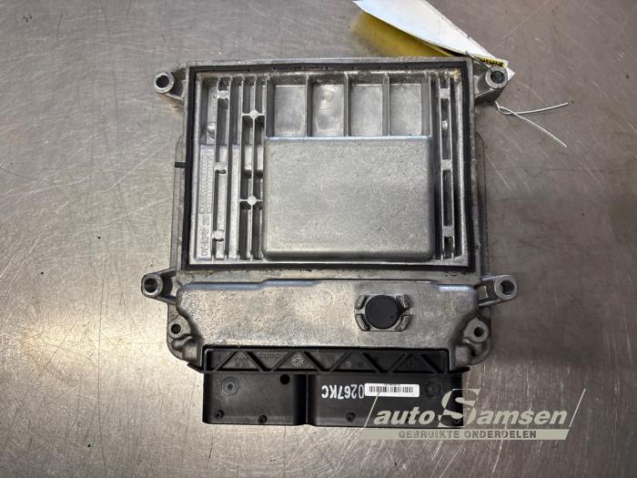 Engine management computer from a Kia Rio II (DE) 1.4 16V 2011
