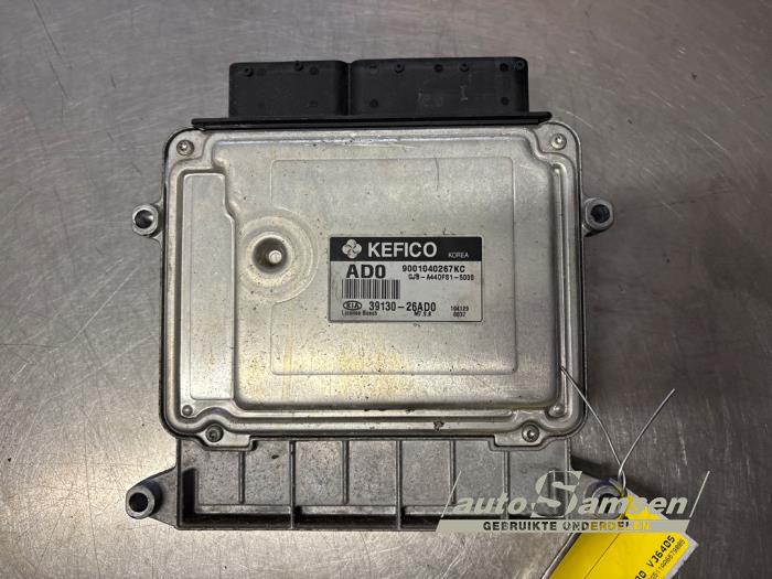 Engine management computer from a Kia Rio II (DE) 1.4 16V 2011