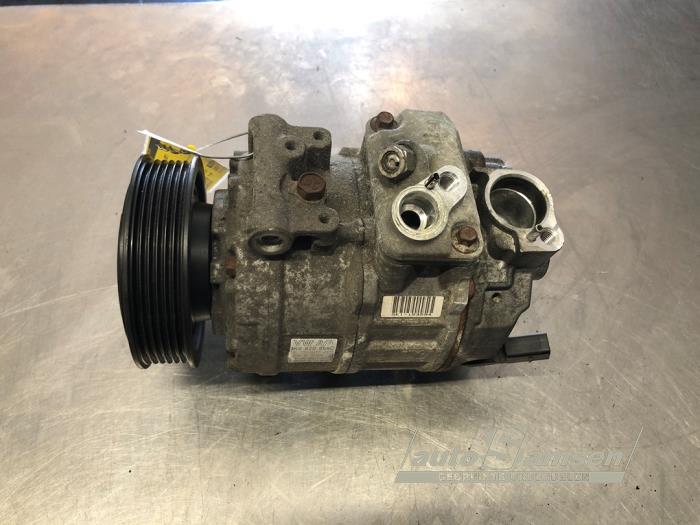 Usagé Pompe clim Volkswagen Jetta III (1K2) 1.6 FSI 16V Prix € 50,00 Règlement à la marge proposé par Auto Samsen B.V.