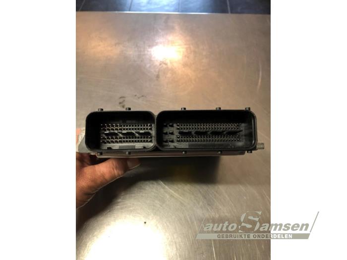 Used Engine management computer Volkswagen Caddy III (2KA,2KH,2CA,2CH) 2.0 SDI Price € 75,00 Margin scheme offered by Auto Samsen B.V.