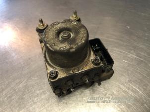 Bloc ABS d'un Mitsubishi Outlander (CU) 2.0 16V 4x2 2005