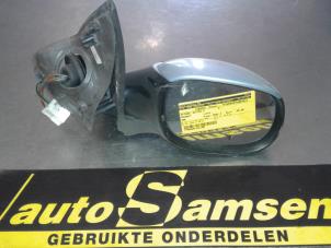 Gebrauchte Außenspiegel rechts Peugeot 206 SW (2E/K) 1.6 16V Preis € 35,00 Margenregelung angeboten von Auto Samsen B.V.