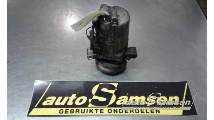 Usagé Compresseur de clim BMW 3 serie (E46/4) 320d 16V Prix € 40,00 Règlement à la marge proposé par Auto Samsen B.V.