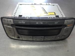 Gebrauchte Radio CD Spieler Peugeot 107 1.0 12V Preis € 75,00 Margenregelung angeboten von Auto Samsen B.V.